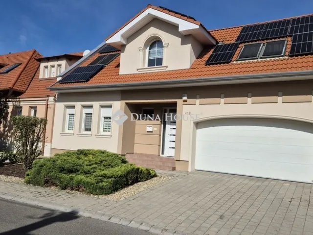 Kiadó ház Kecskemét, Petőfiváros 150 nm