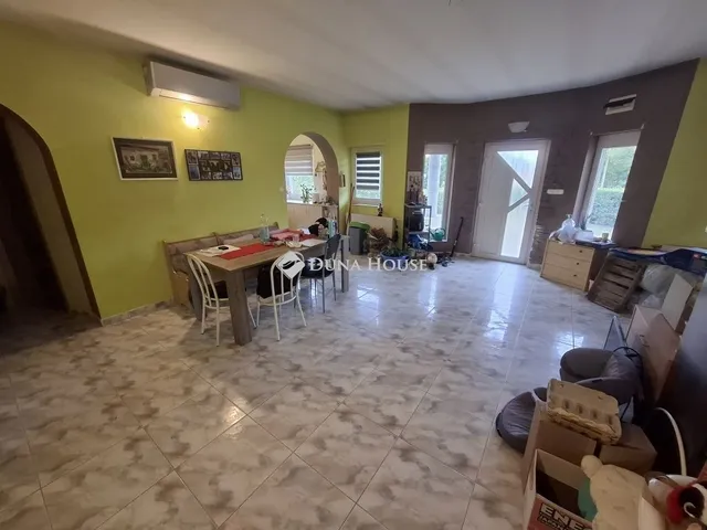 Eladó ház Fülöpjakab 219 nm