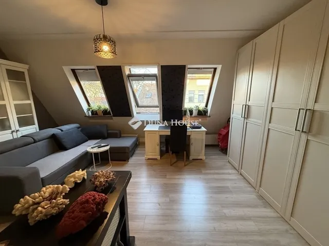 Eladó lakás Kecskemét 97 nm