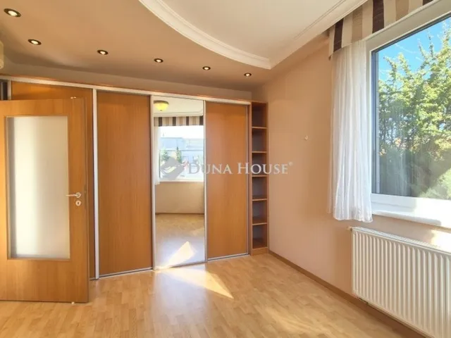 Kiadó lakás Kecskemét, Belváros 180 nm