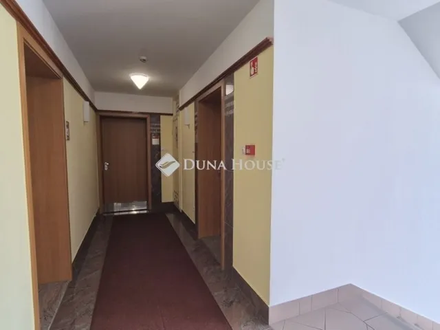 Kiadó lakás Kecskemét, Belváros 180 nm