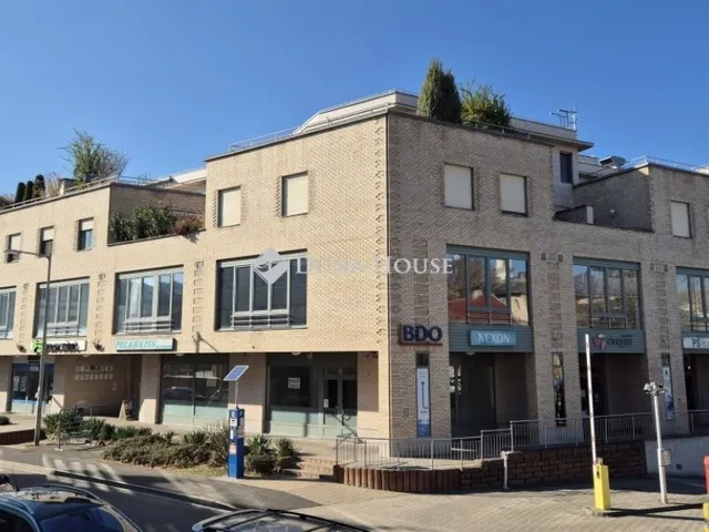 Kiadó lakás Kecskemét, Belváros 180 nm