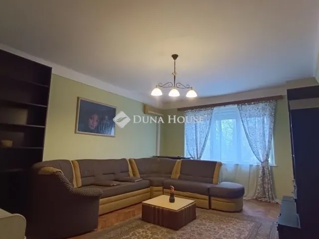 Eladó lakás Kecskemét 73 nm