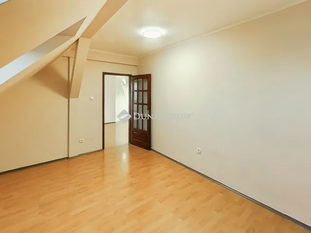 Eladó lakás Kecskemét 98 nm