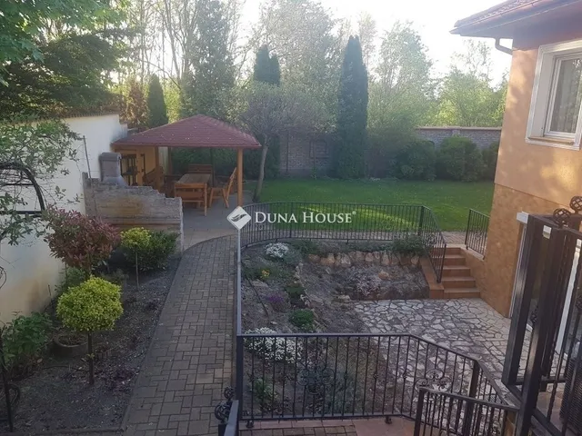 Eladó ház Kecskemét 240 nm