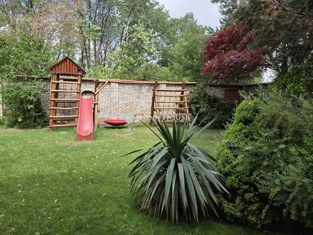 Eladó ház Kecskemét 240 nm