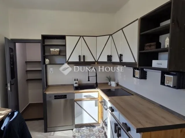 Eladó ház Kecskemét 135 nm