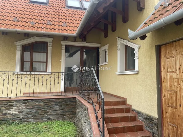 Eladó ház Kecskemét 170 nm