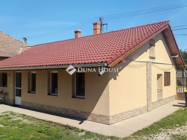 Eladó ház Kunszentmiklós 70 nm