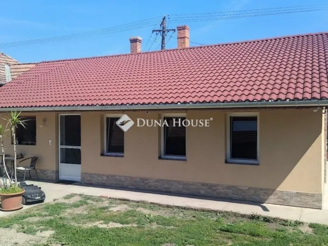 Eladó ház Kunszentmiklós 70 nm