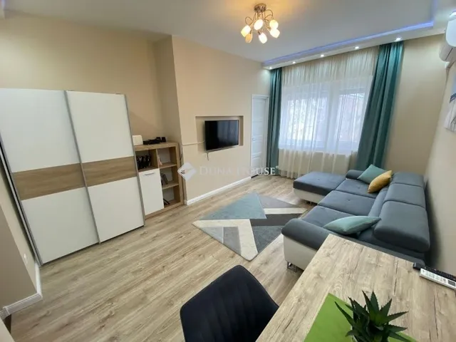 Eladó lakás Kecskemét 73 nm