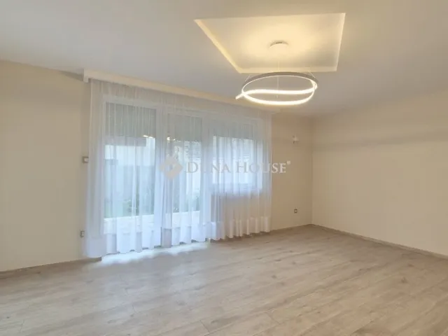 Kiadó ház Kecskemét 129 nm