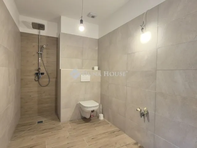 Eladó lakás Ballószög 60 nm