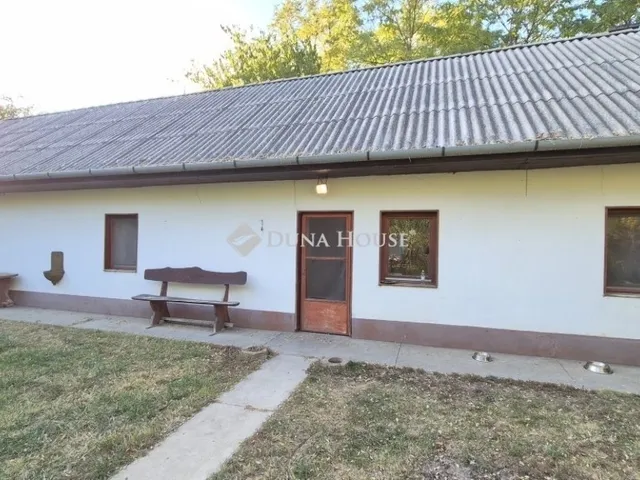 Eladó ház Kecskemét, Katonatelep 90 nm