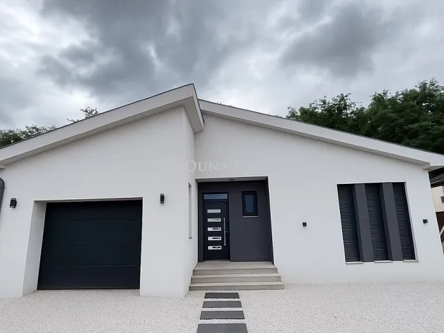 Eladó ház Kecskemét, Katonatelep 134 nm