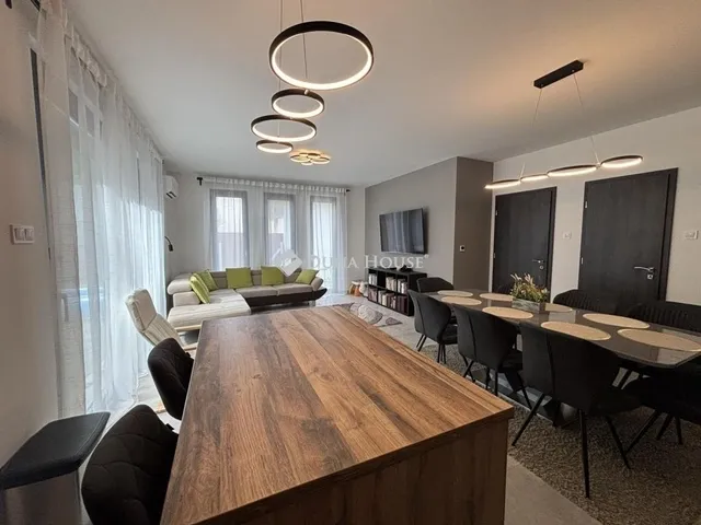 Eladó ház Kecskemét, Katonatelep 134 nm