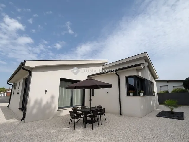 Eladó ház Kecskemét, Katonatelep 134 nm