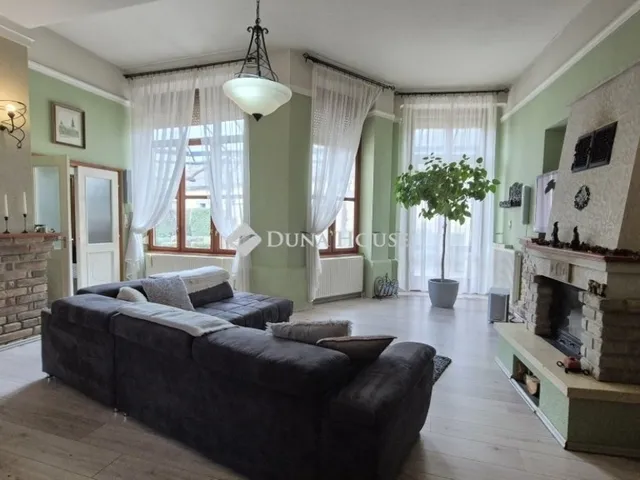 Eladó ház Nagykőrös 183 nm