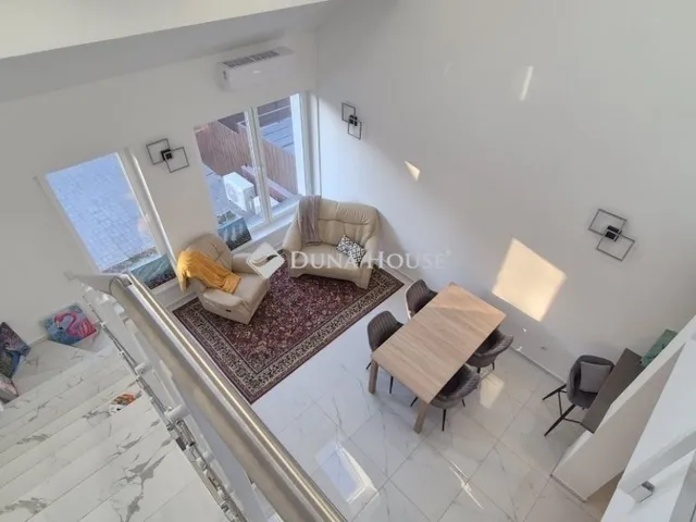 Eladó ház Ballószög 185 nm