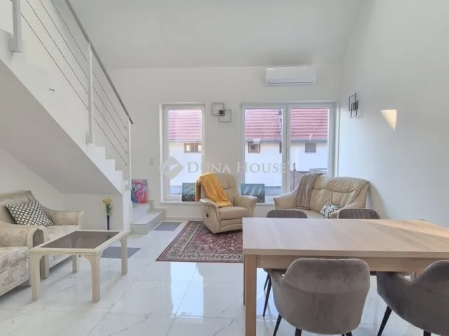 Eladó ház Ballószög 185 nm