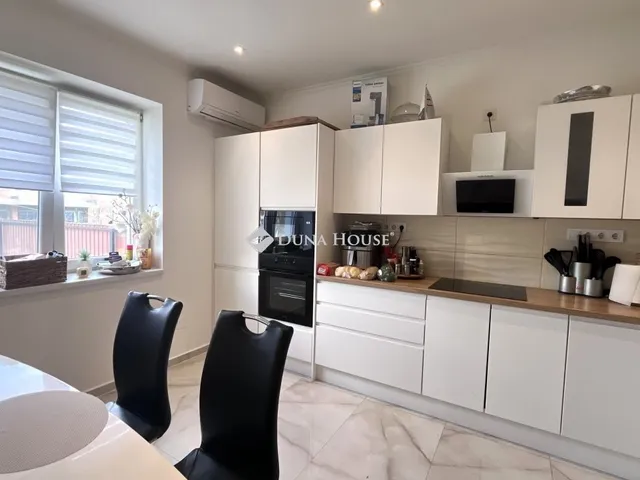 Eladó ház Izsák 85 nm