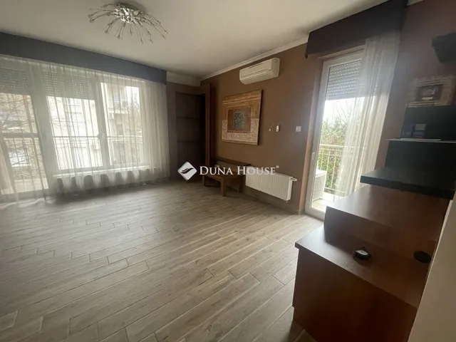 Eladó lakás Kecskemét, Domb lakópark 77 nm