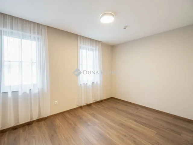 Eladó lakás Kecskemét, Belváros 96 nm