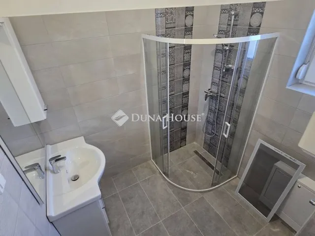 Eladó lakás Lajosmizse 66 nm