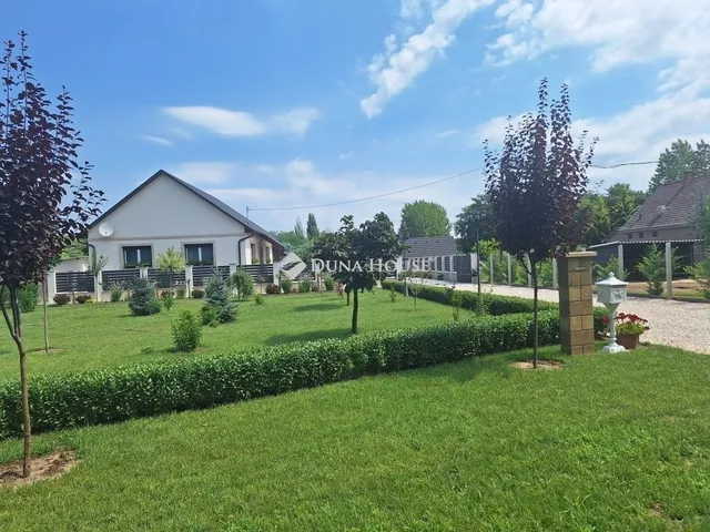 Eladó mezőgazdasági ingatlan Kerekegyháza 158 nm