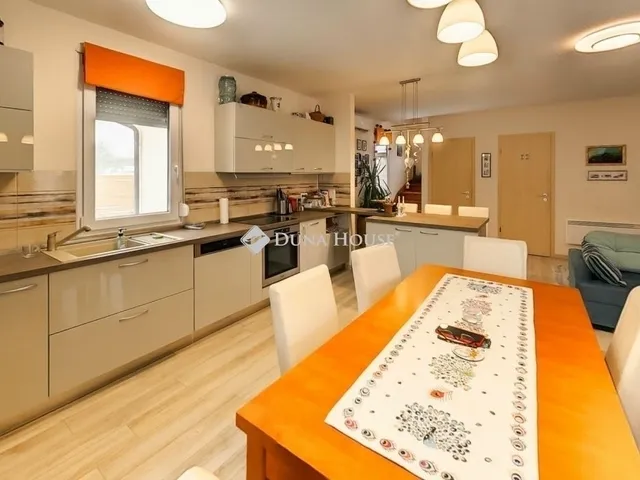 Eladó ház Kecskemét 120 nm