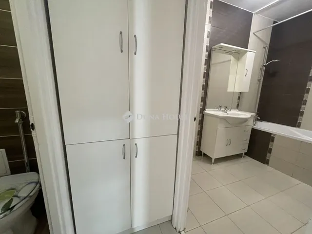 Eladó lakás Kecskemét 73 nm