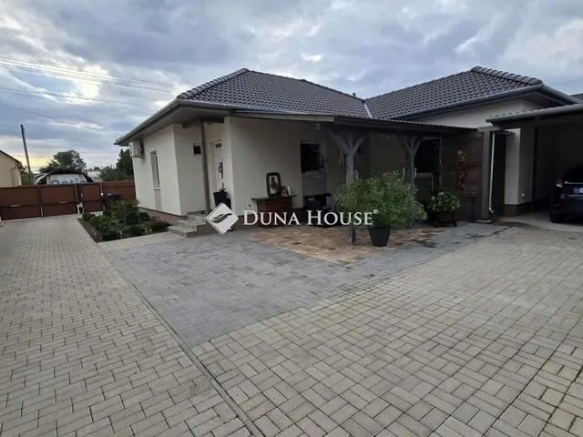 Eladó lakás Lajosmizse 82 nm