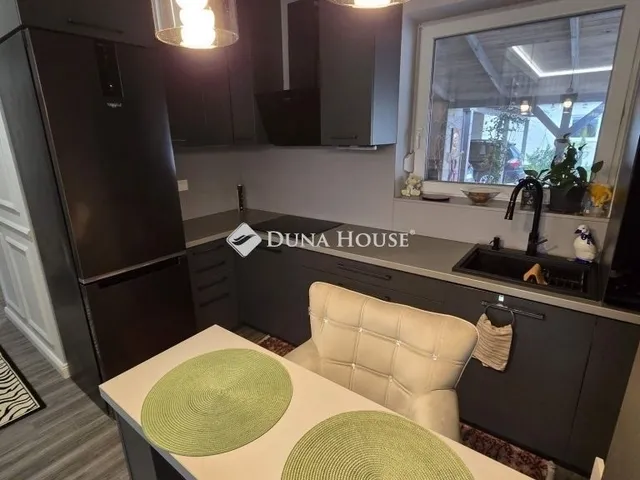 Eladó lakás Lajosmizse 82 nm