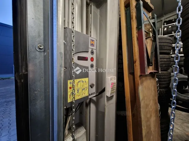 Kiadó kereskedelmi és ipari ingatlan Kecskemét 160 nm