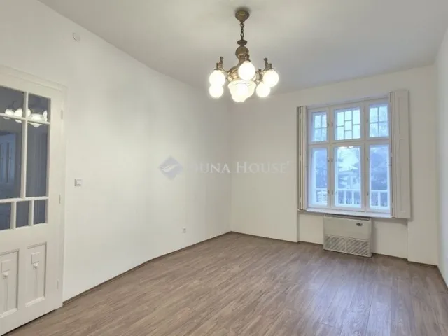 Eladó ház Kecskemét 330 nm