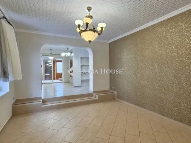 Kiadó ház Kecskemét 190 nm