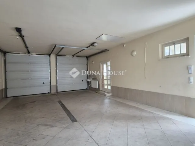 Kiadó ház Kecskemét 190 nm