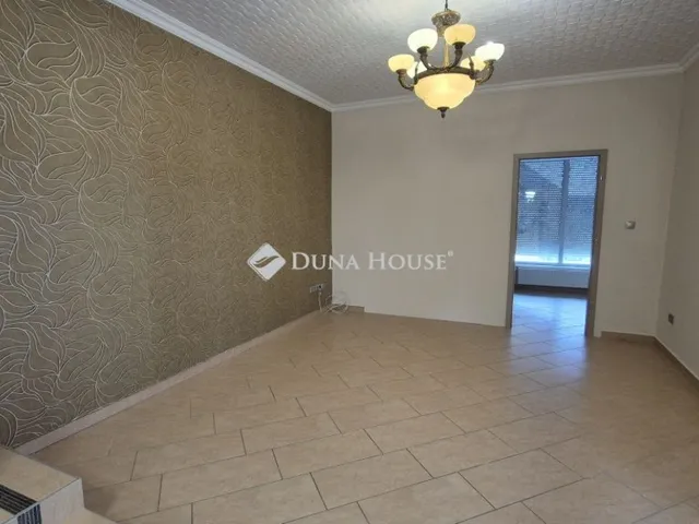 Kiadó ház Kecskemét 190 nm