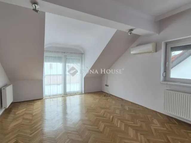 Kiadó ház Kecskemét 190 nm