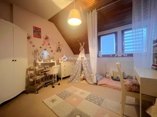 Eladó ház Jakabszállás 180 nm