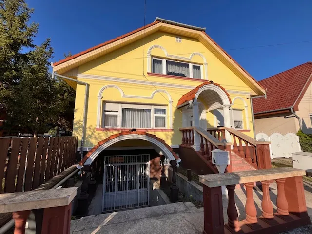 Eladó ház Kecskemét 300 nm
