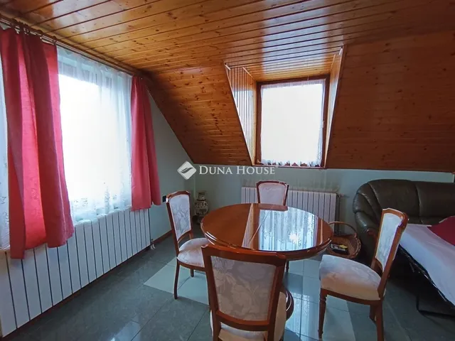 Eladó ház Jászszentlászló 150 nm