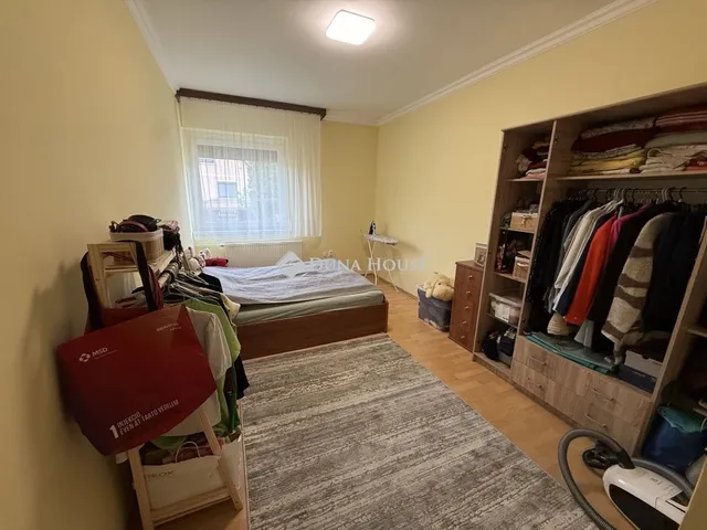 Eladó ház Kecskemét 198 nm