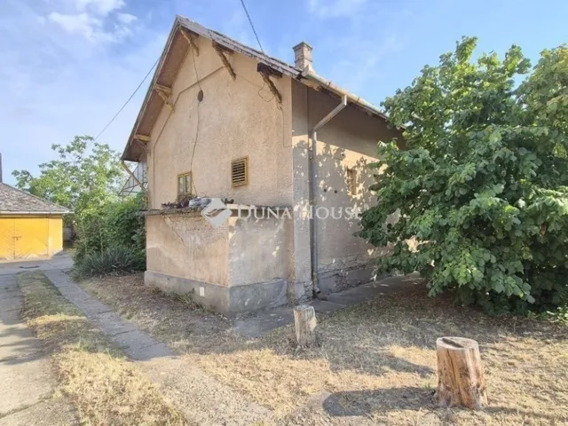 Eladó telek Kecskemét 825 nm