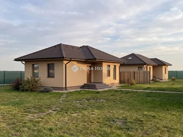 Eladó ház Kerekegyháza 70 nm