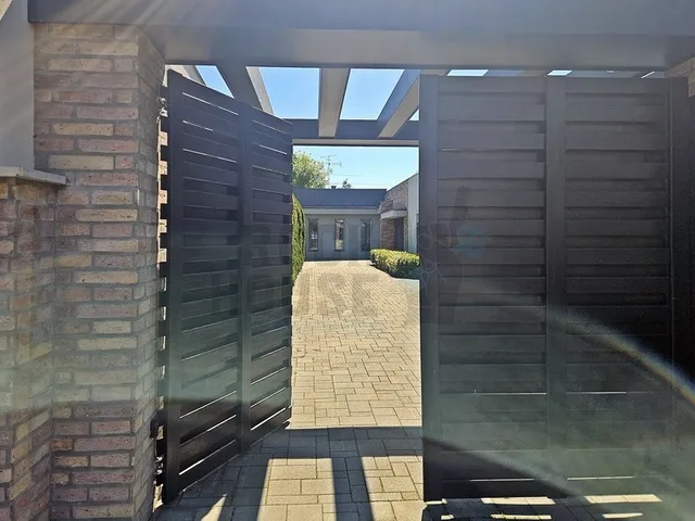Kiadó ház Gyula, Kisrománváros 76 nm