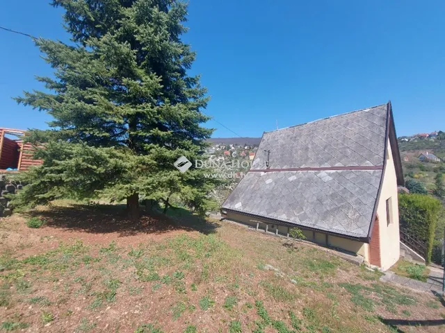 Eladó telek Pécs 969 nm