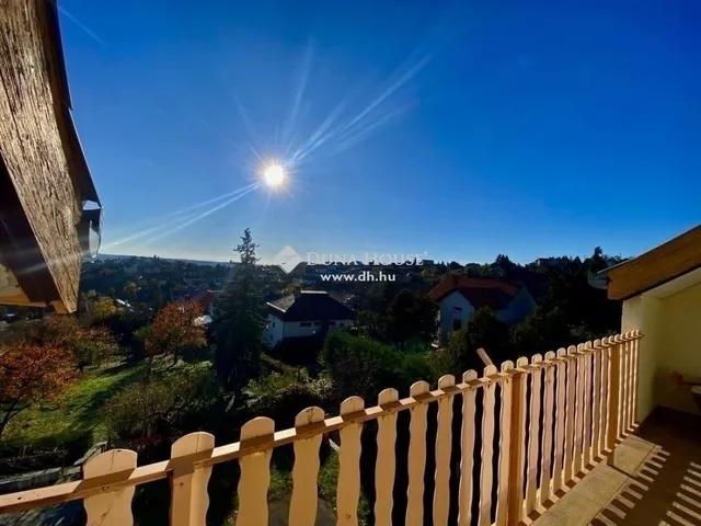 Eladó ház Pécs 280 nm