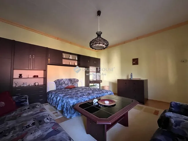 Eladó ház Hidas 140 nm