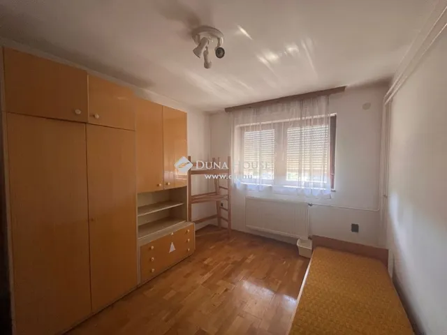 Eladó ház Pécs 205 nm